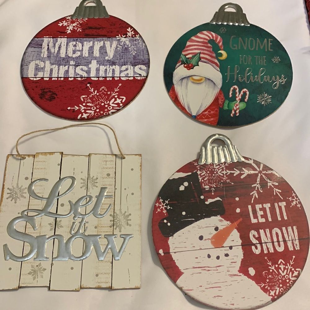 Christmas Elegance Bundle of four farmhouse look ornaments/door decor.